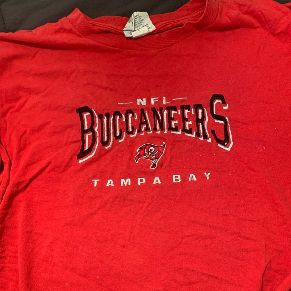 Vintage Embroidered Buccaneers T-Shirt